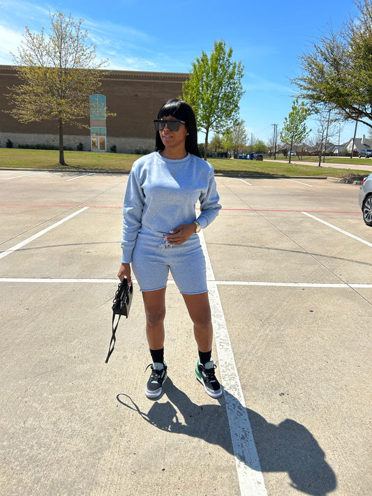 The Weekend Set (Available in two colors)